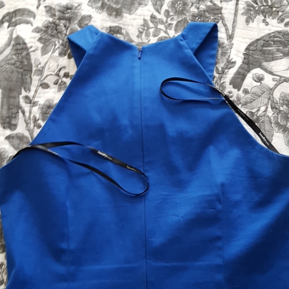 Halter dress with front pockets - Picture 5 of 5